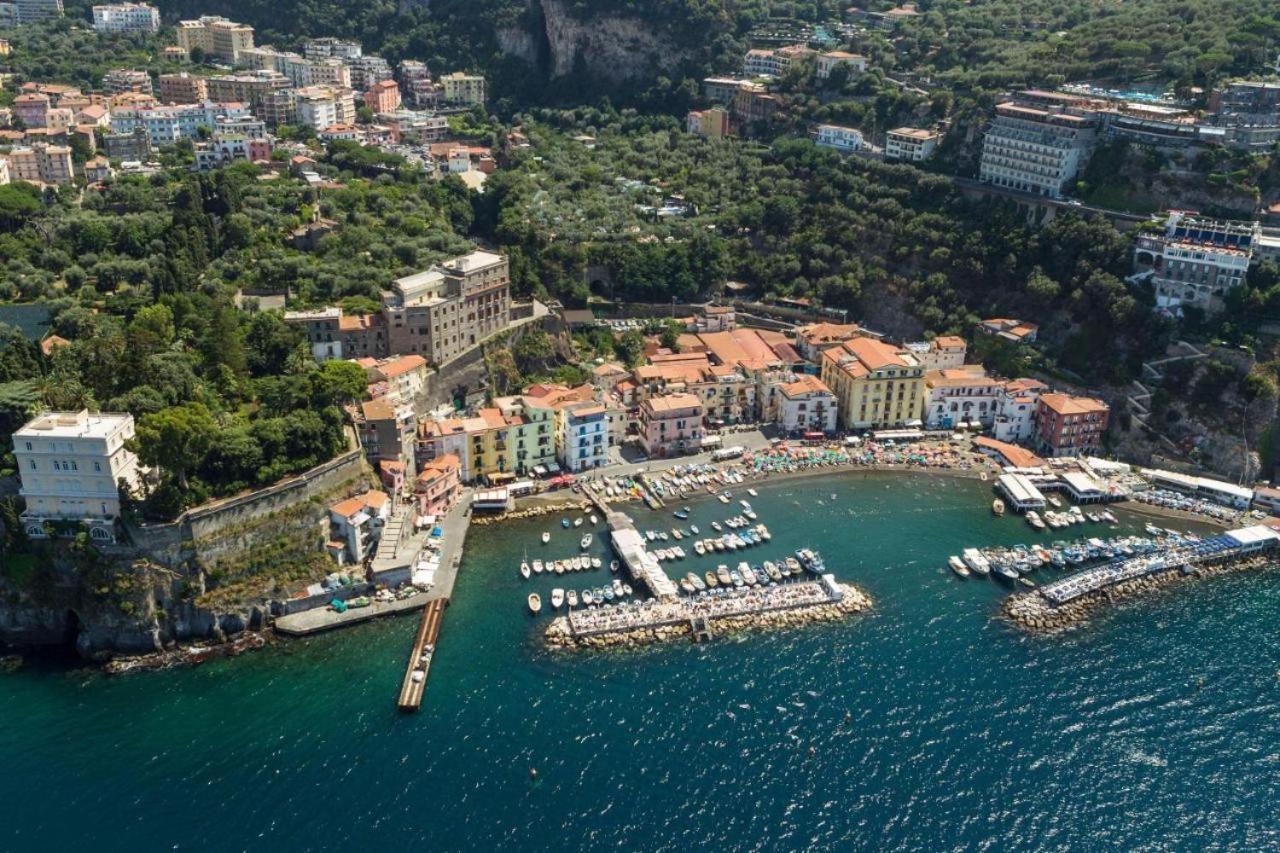 Villa Francesca Sorrento Eksteriør billede